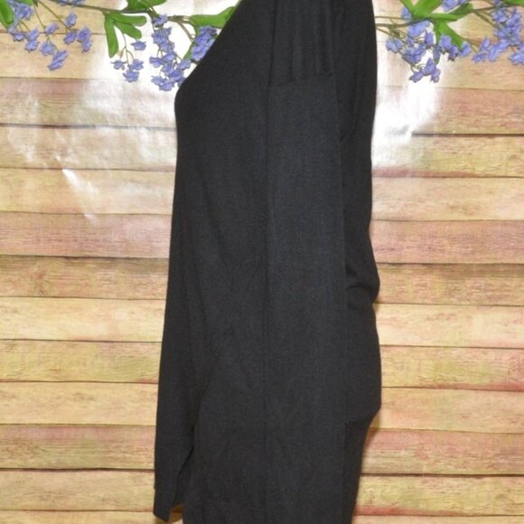 Splendid Ladies L Black Long Sleeve Pullover V-Neck Thin Knit Shirt Top Size L - Picture 4 of 8